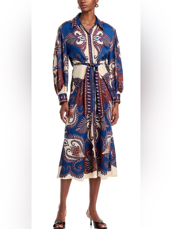 FARM Rio Dresses & Skirts - ❤️‍🔥 FARM Rio Arabesque Scarf Midi dress
Size: S. Color: Arabesque
